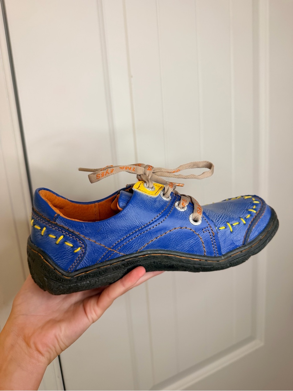 TMA Eyes "Time" Handcrafted Blue Leather Lace-Up Sneaker